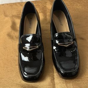 Women Bamboo chunky heel shoes. Size 8 1/2 Black